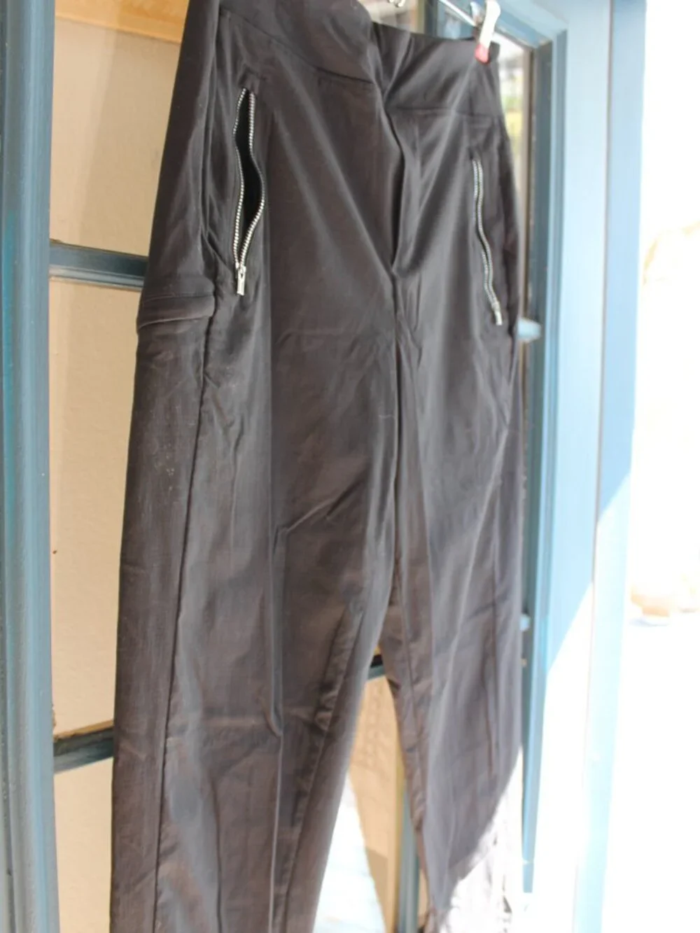 Athleta cropped pants - 6 - Picture 5 of 8